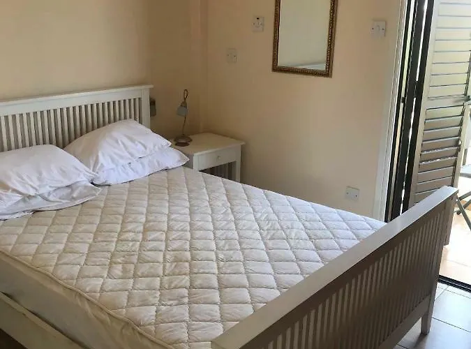 Limni Pool House B Larnaca